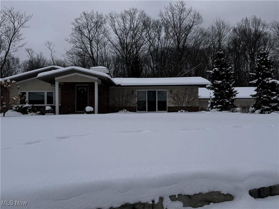 7633 Hidden Valley Drive , Kirtland, OH 44094 Photo 1