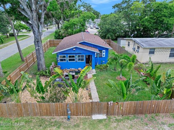 600 HOLMES AVENUE , DAYTONA BEACH, FL 32114