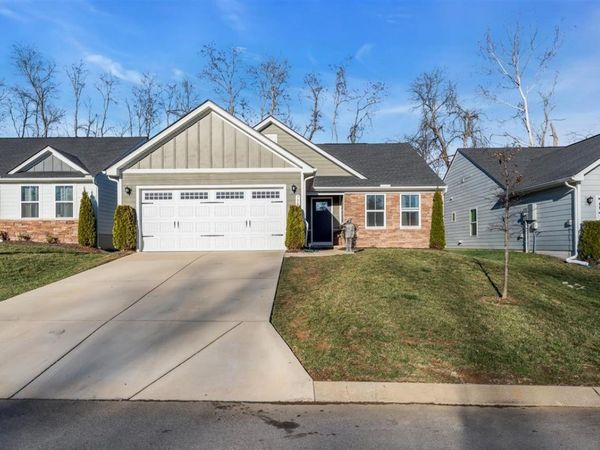 730 Cottage Dr , Columbia, TN 38401