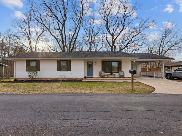409 Elder Avenue , Chickamauga, GA 30707