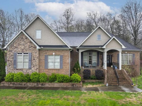 282 Keystone Drive NE, Cleveland, TN 37312