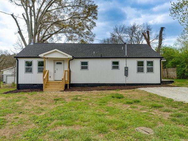 115 Wilder Street , Chickamauga, GA 30707