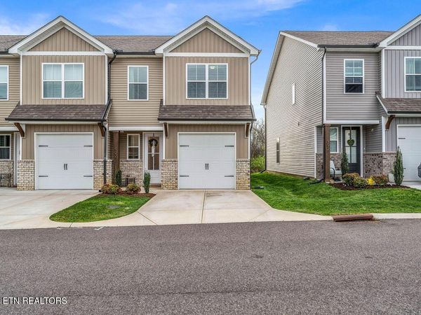 402 Judson Way , Lenoir City, TN 37771