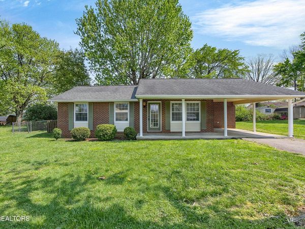 73 Benwick Drive , Crossville, TN 38555