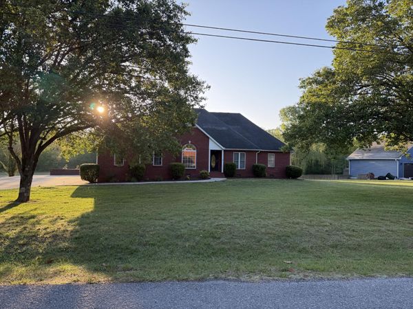 3547 S Pointe Rd , Cookeville, TN 38506