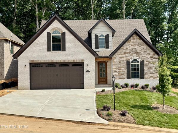 9932 Rio Bravo Lane, Knoxville, TN 37922