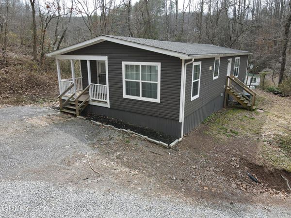 2210 Carter Street, Big Stone Gap, VA 24219