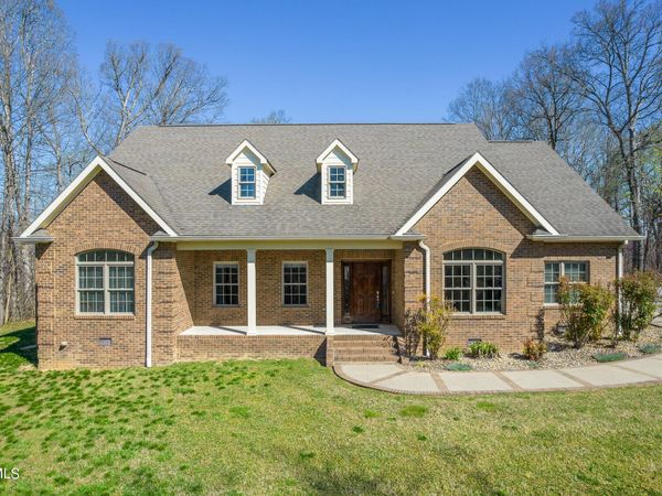2754 Newport Highway, Greeneville, TN 37743