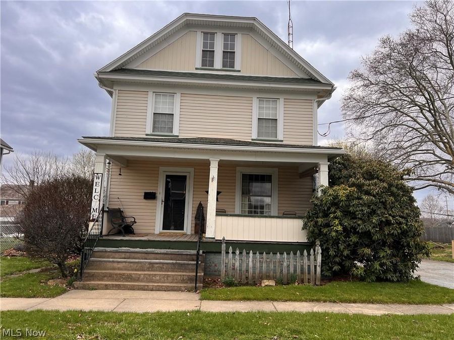189 W Martin Street , East Palestine, OH 44413 Photo 1