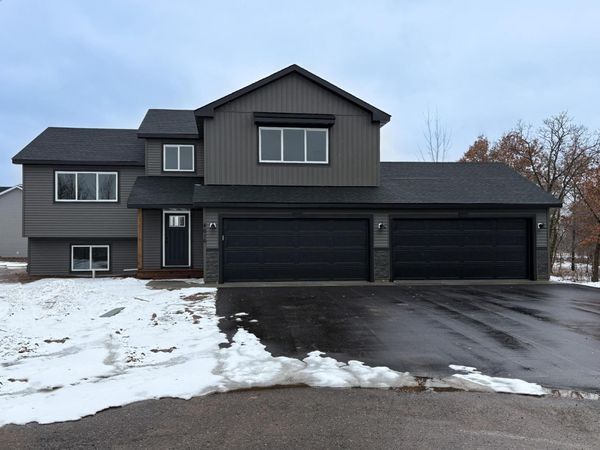 8733 90th Avenue , Milaca, MN 56353