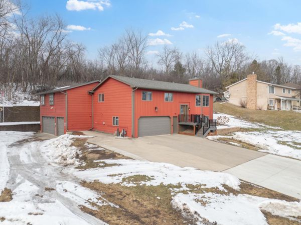 96 Kimberly Court SW, Pine Island, MN 55963
