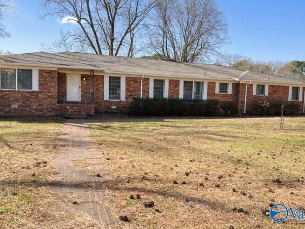 409 Forestdale Avenue, Albertville, AL 35950