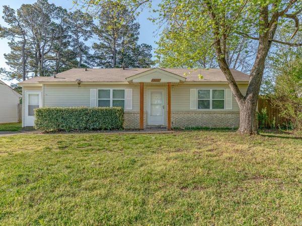 3305 Fairview Dr , Jonesboro, AR 72401