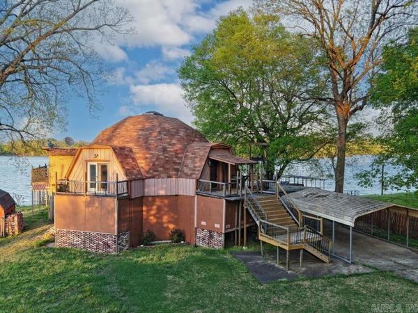 2917 Riverside Dr , Pine Bluff, AR 71602