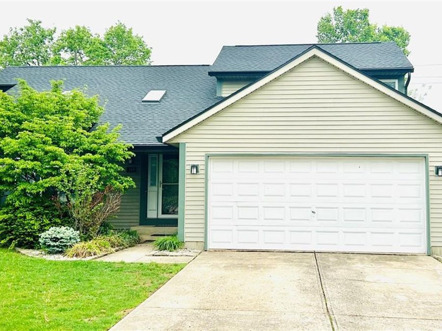 385 Royal Wood Court, Vandalia, OH 45377 Photo 1