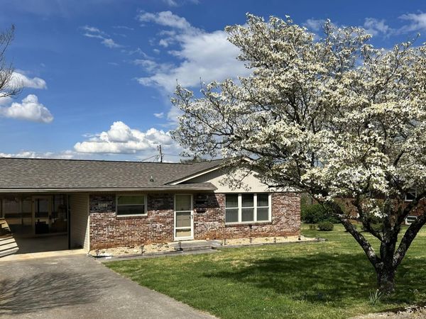 2016 Lakeview Avenue, Jefferson City, TN 37760