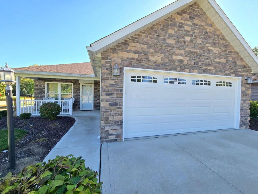 1909 Teakwood Drive , Ontario, OH 44906 Photo 1