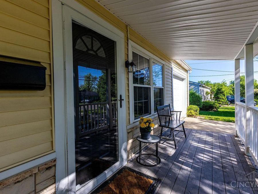 10813 Thornview Drive, Sharonville, OH 45241 Photo 2