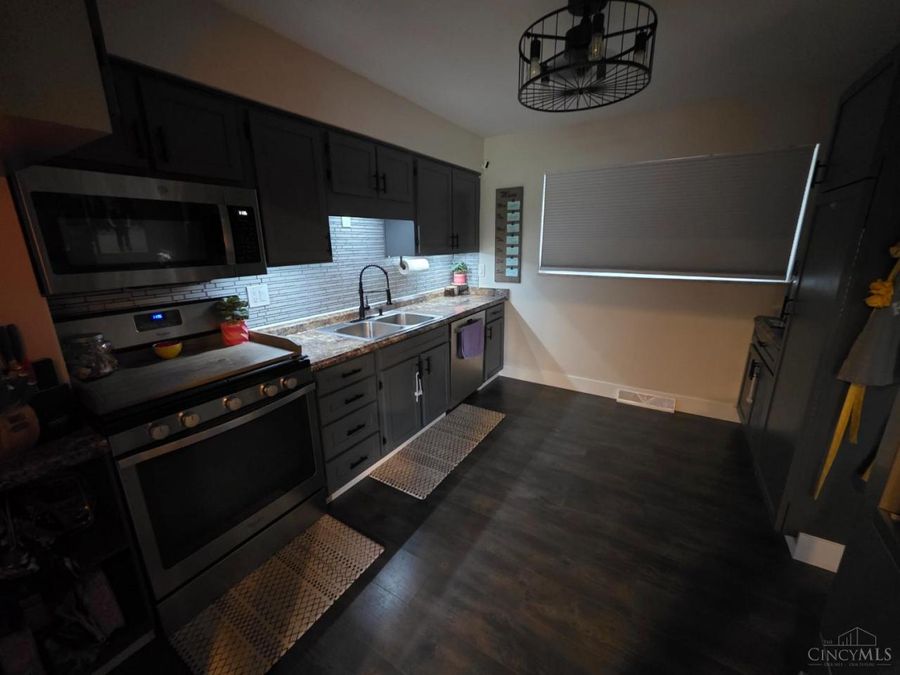 3352 Palmhill Lane, Green Township, OH 45239 Photo 14