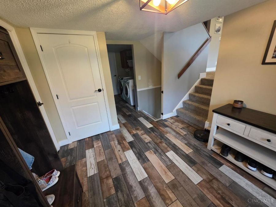 3352 Palmhill Lane, Green Township, OH 45239 Photo 7