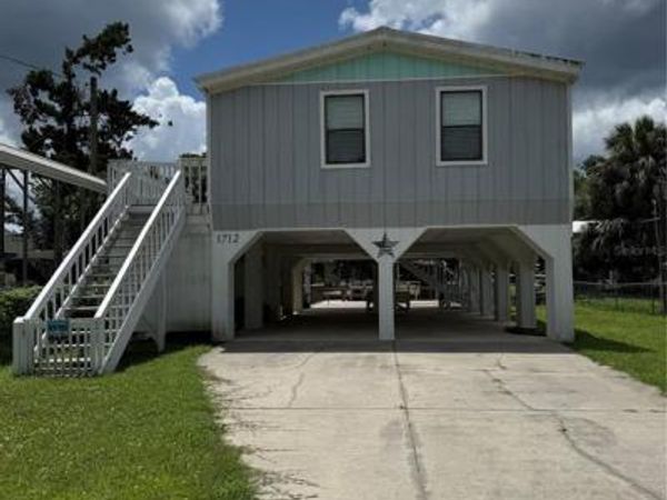 1712 NE KING STREET , STEINHATCHEE, FL 32359