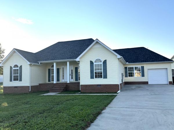 61 Sandstone Ct , McMinnville, TN 37110