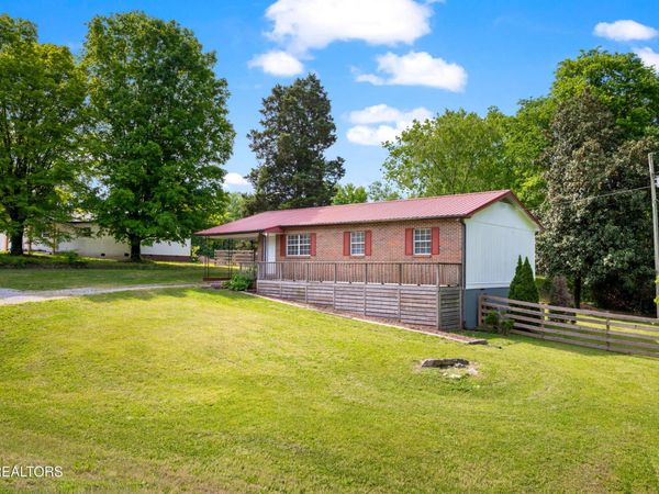 4500 Martel Rd , Lenoir City, TN 37772
