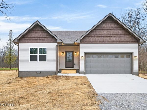 304 Georgee Rd, Jamestown, TN 38556