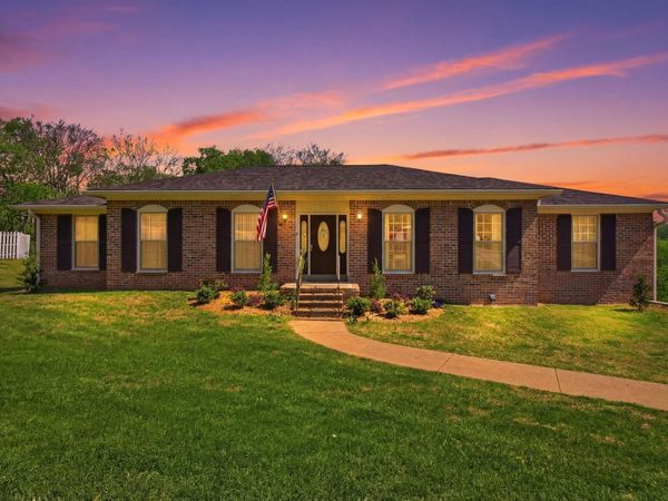 2030 Graceland Dr , Goodlettsville, TN 37072