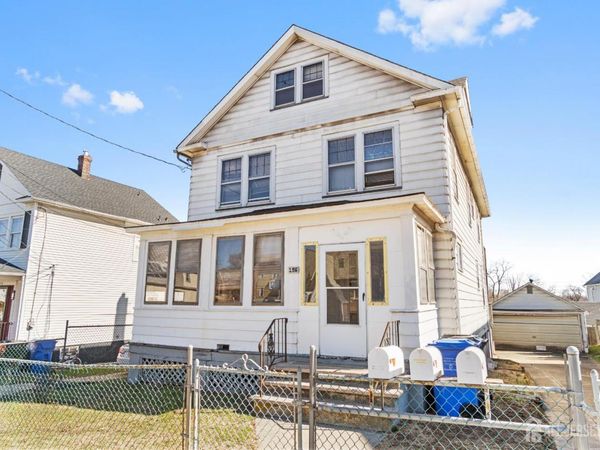 196 Strawberry Hill Avenue, Woodbridge, NJ 07095