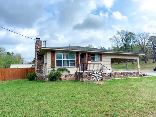 847 Highway 16E , Clinton, AR 72031