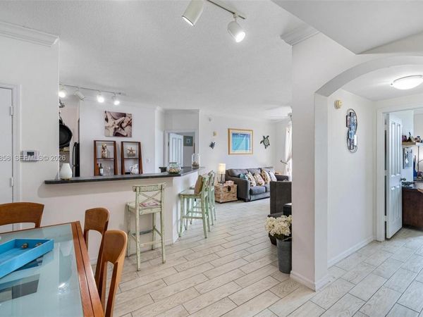 9172 Collins Ave , Unit 210, Surfside, FL 33154