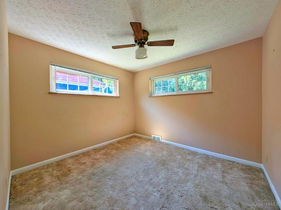 451 Kitty Lane, Delhi Township, OH 45238 Photo 9