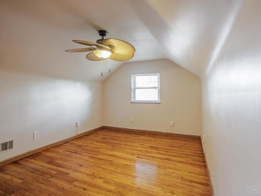 6705 Elwynne Drive, Silverton, OH 45236 Photo 18