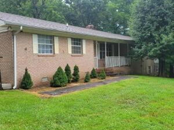 707 Brayton Road , Graysville, TN 37338