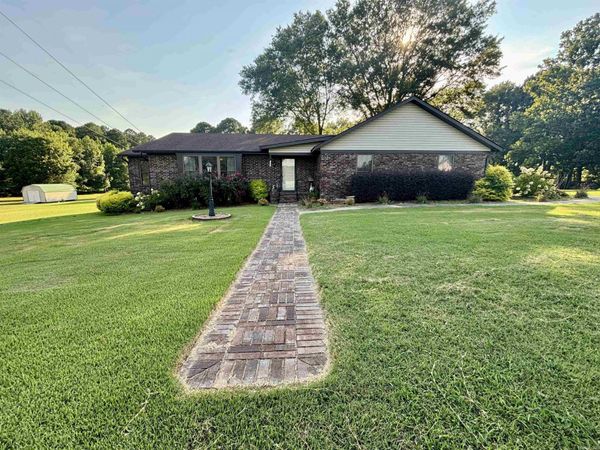 209 Country Club , Bald Knob, AR 72010