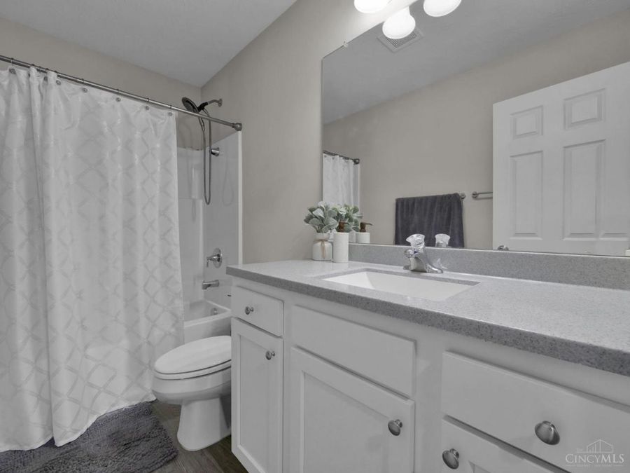 604 Diamond Loop, Lemon Township, OH 45044 Photo 12