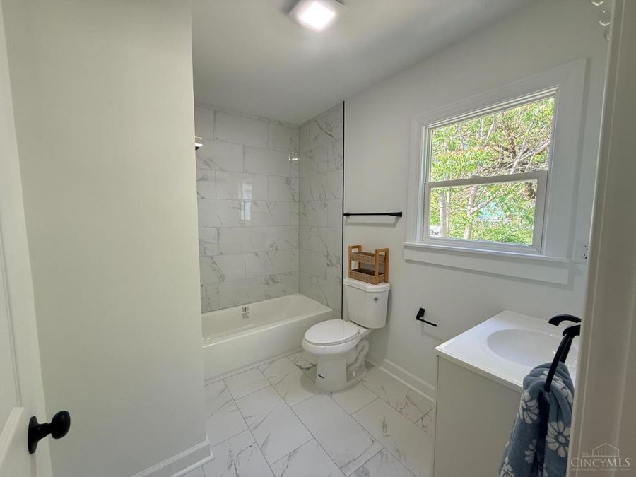 1034 Symmes Avenue, Hamilton, OH 45015 Photo 10