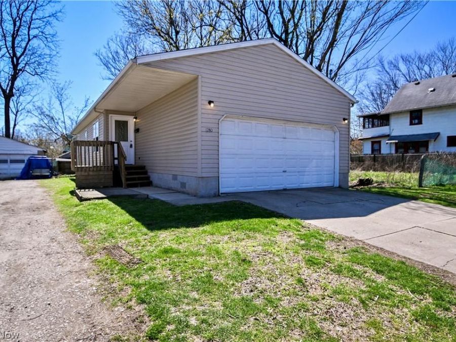 1240 W Waterloo Road , Akron, OH 44314 Photo 1