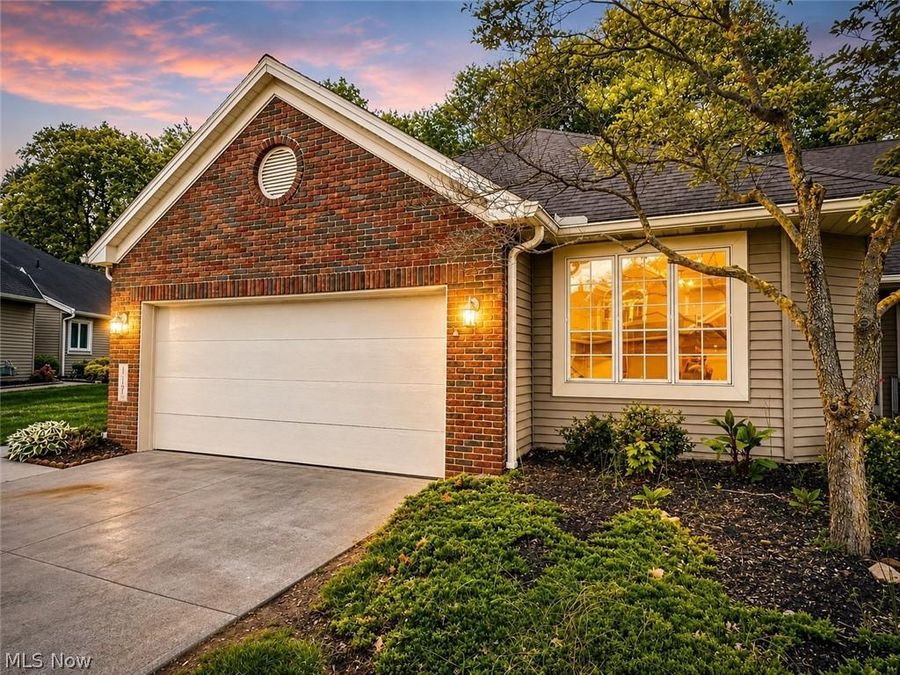 117 Ambleside Way , Amherst, OH 44001 Photo 1