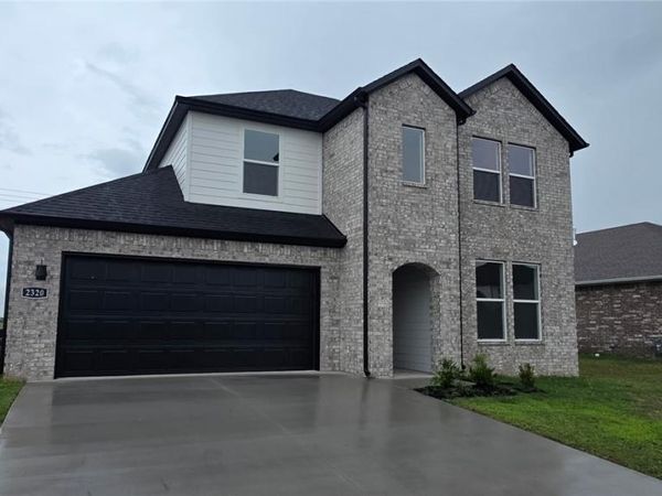 2320 Max Avenue , Bentonville, AR 72713