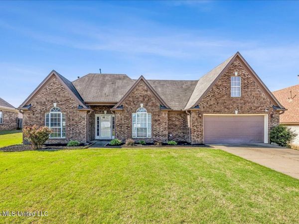 2603 Olivia Lane, Southaven, MS 38672