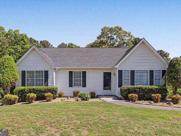 166 Hanover Circle SE, Calhoun, GA 30701