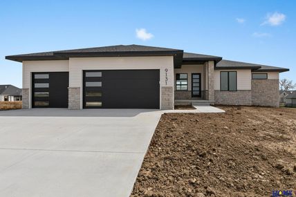 9131 South Street , Lincoln, NE 68520