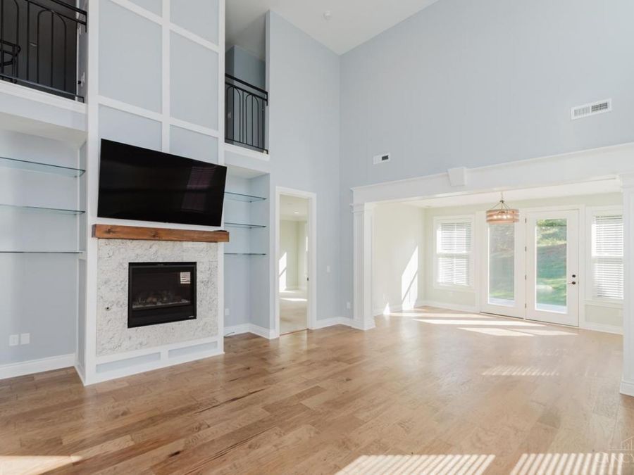 9460 Banyan Court, Centerville, OH 45458 Photo 6