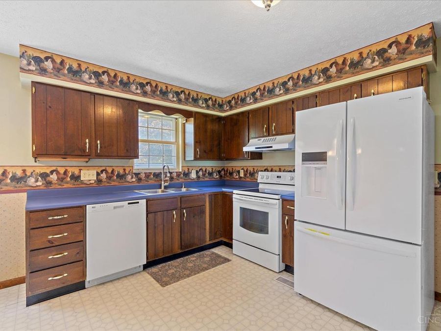 3106 Eric Lane, Saint Clair Township, OH 45011 Photo 2