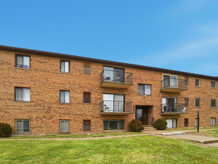 3594 Homelawn Avenue, Unit 14, Cheviot, OH 45211 Photo 1
