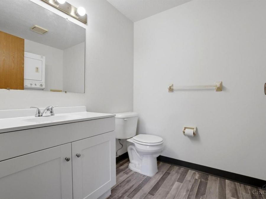 3594 Homelawn Avenue, Unit 14, Cheviot, OH 45211 Photo 21