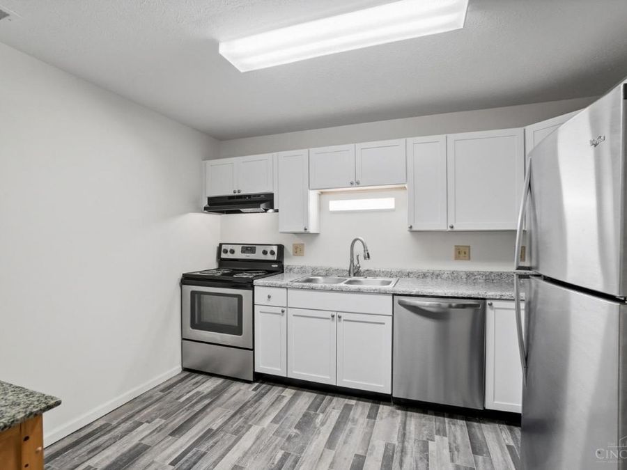 3594 Homelawn Avenue, Unit 14, Cheviot, OH 45211 Photo 7