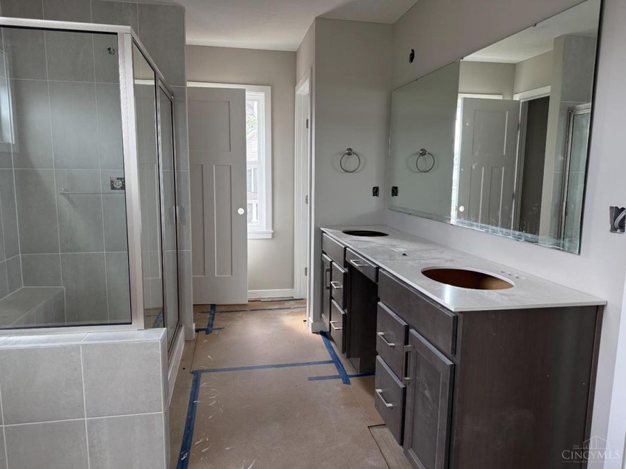 5165 Rowan Drive, Green Township, OH 45247 Photo 7